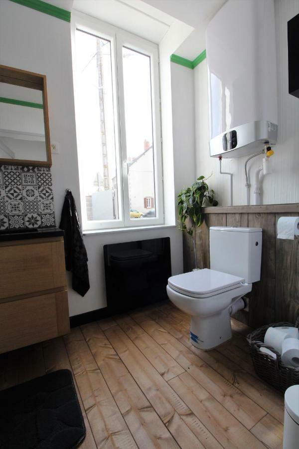 Chambre Notaire Cosne-d'Allier Exteriör bild